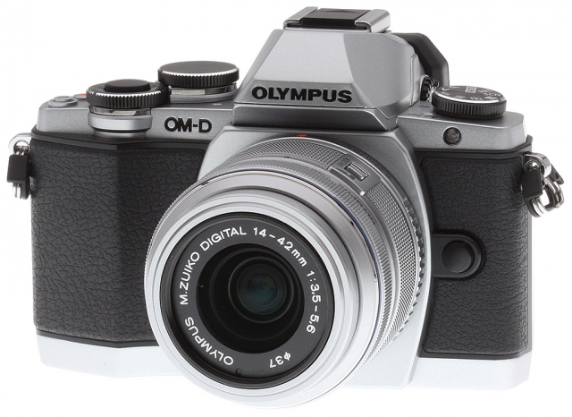 Olympus OM-D E-M10 - достоинства и недостатки