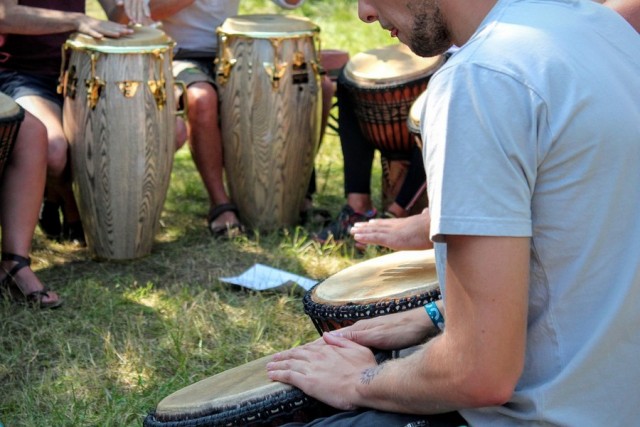 Как игра на барабанах улучшает психическое и физическое здоровье