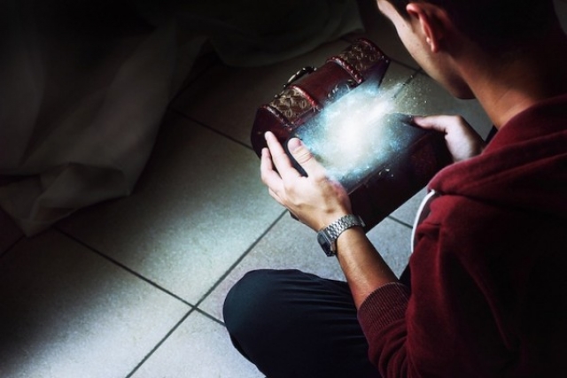Юный бельгийский фотограф Ян Комач (Ian Komac) и его магические снимки