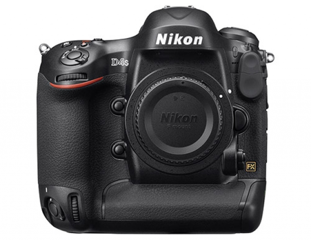 Анонс нового флагманского фотоаппарата Nikon D4S