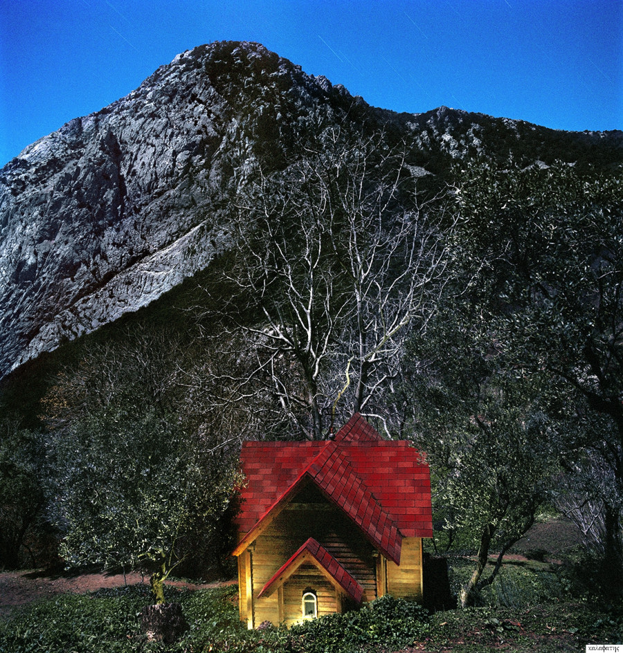Внутри Святой Горы: невидимый мир Афона в фотографиях Стратоса Калафатиса