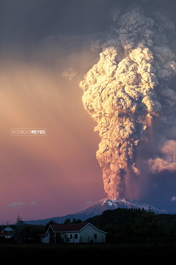 Извергающийся вулкан Кальбуко в Чили - 21 потрясающее фото