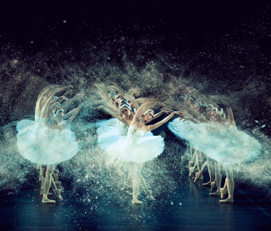 Фотографии, в которых танцоры растворяются в движениях