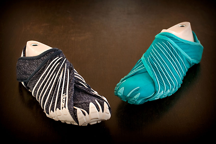 Японский дизайнер придумал обувь, которая идеально сидит на любой ноге – фуросики-4