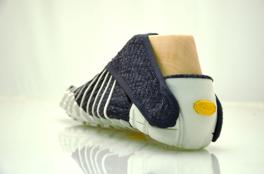 Японский дизайнер придумал обувь, которая идеально сидит на любой ноге – фуросики-5
