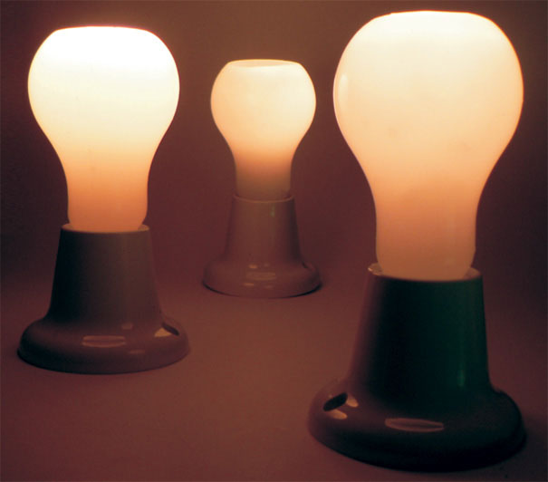 Свечи, которые подражают электролампам