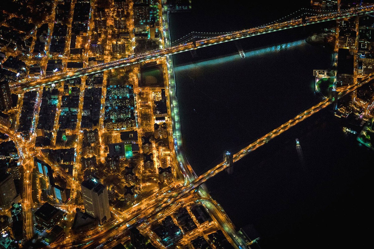 Вечерний Нью-Йорк с высоты 2285 м - фото с вертолёта - 6