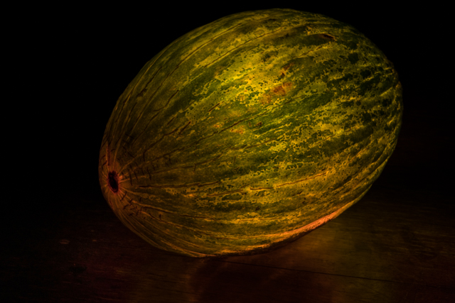 Фотосъёмка фруктов и овощей с внутренней подсветкой