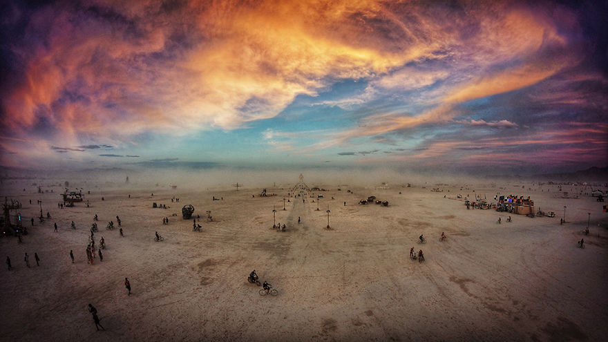 Сюрреалистичные фотографии с фестиваля Burning Man 2014
