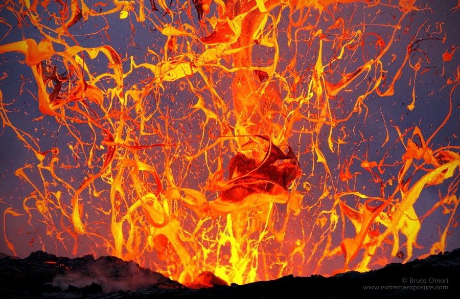 25 горячих фотографий: раскалённая лава в снимках Брюса Омори