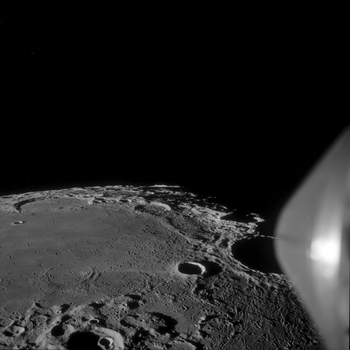 Обнародовали 1407 фотографий из архива НАСА, снятых во время полета на Луну - 74