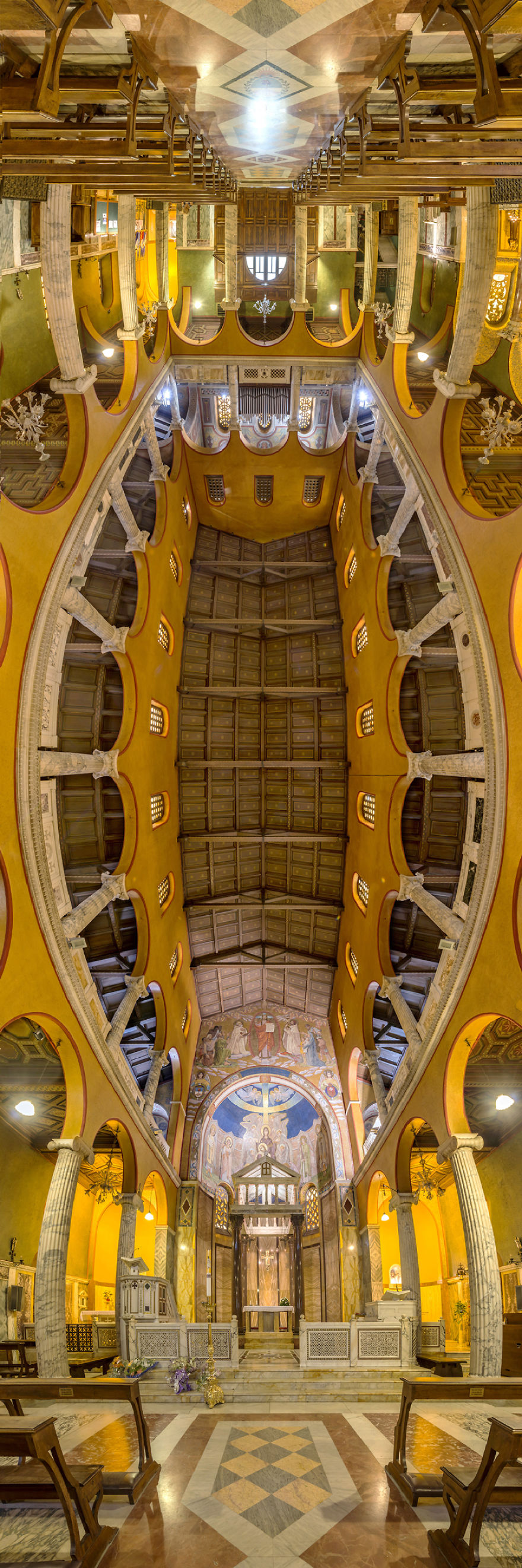 Вертикальные церкви: идеальные панорамы культовых мест
