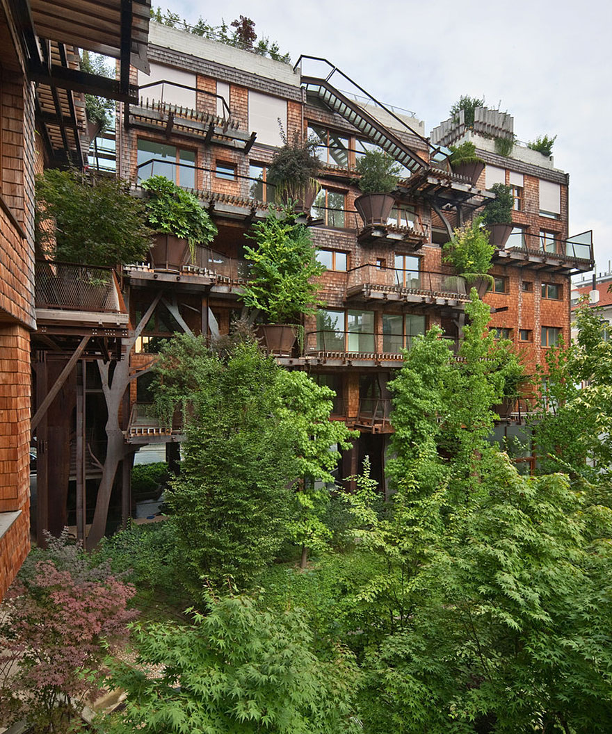 Пятиэтажный «домик на дереве» защищает жителей от городского шума и загрязнения-12