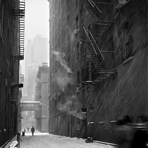 Чёрно-белые фотографии молодого американского фотографа Эдди О'Брайена