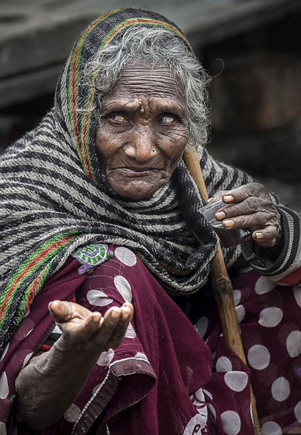 Выразительные портреты бедняков Индии. Фотограф Роберто Пацци-4