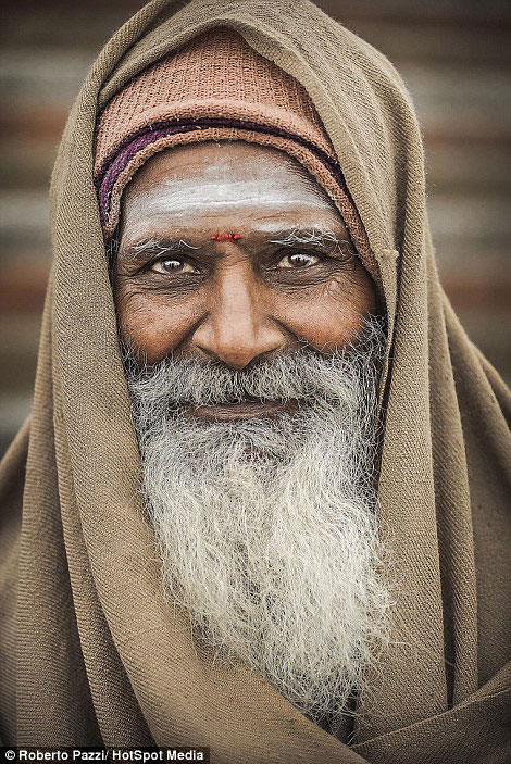 Выразительные портреты бедняков Индии. Фотограф Роберто Пацци-15
