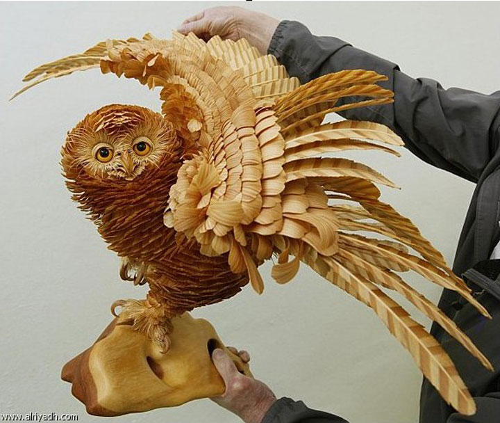 Потрясающие и реалистичные скульптуры животных из сибирского кедра - 7