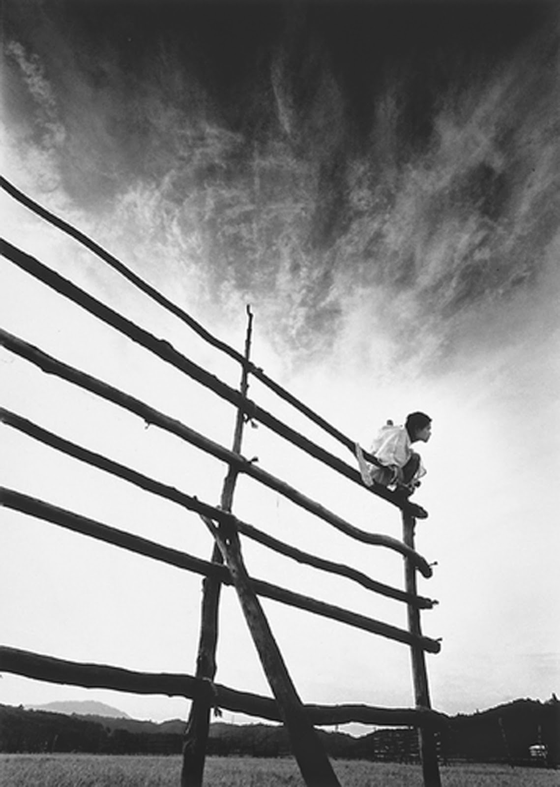 Сюрреалистичные и поразительно откровенные фотографии японского мастера Эйко Хосоэ