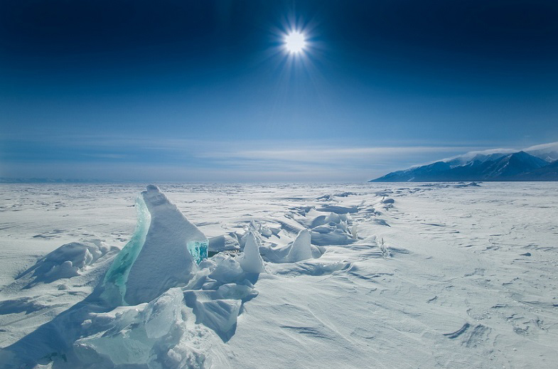 Бирюзовый лёд озера Байкал - 20