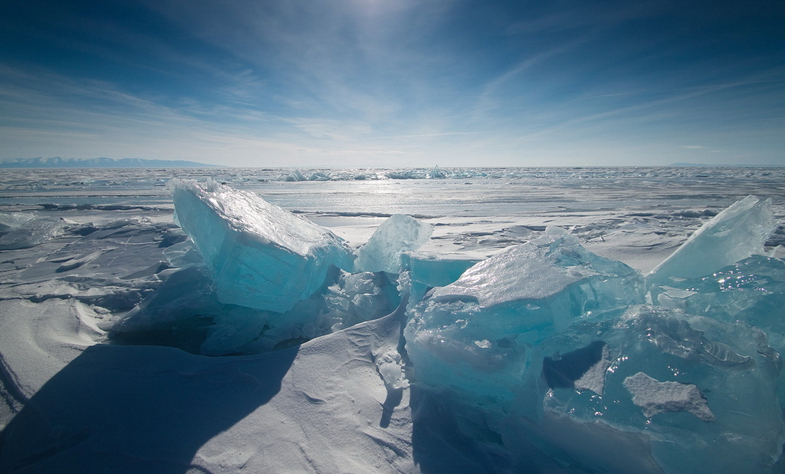 Бирюзовый лёд озера Байкал - 4