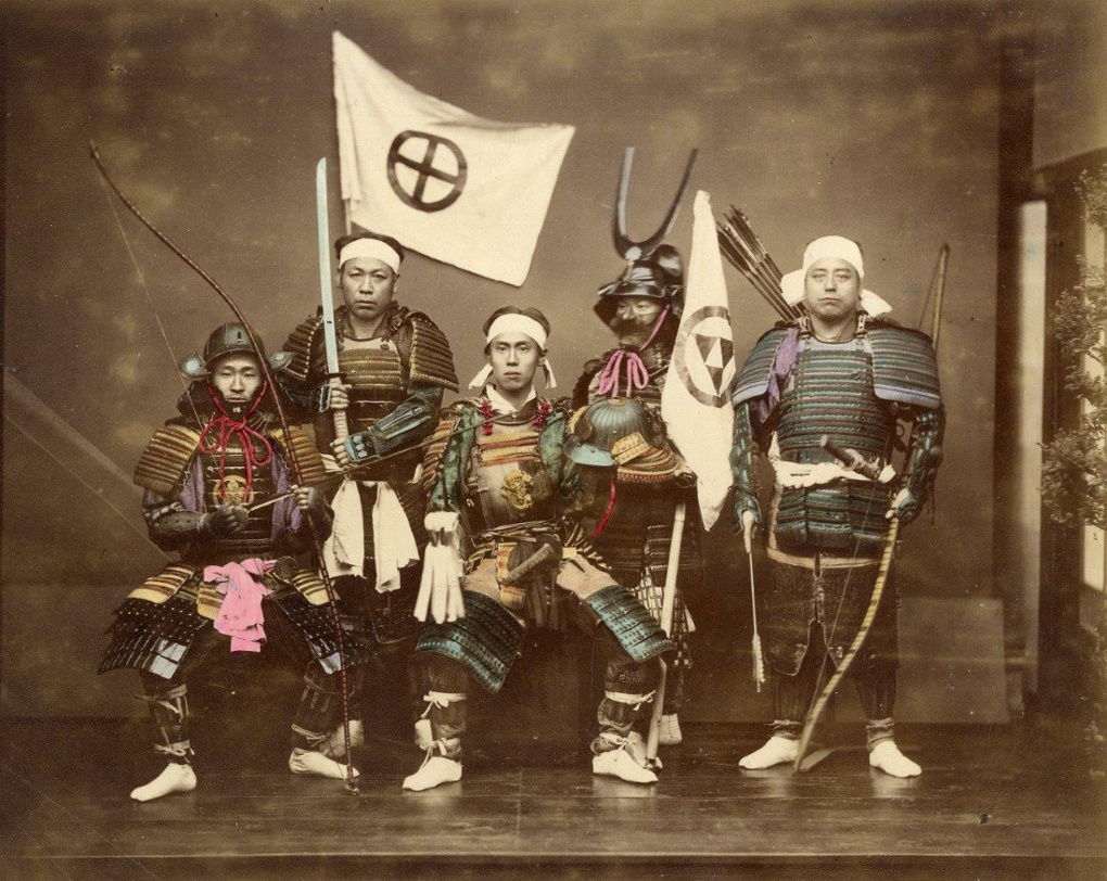 Samurai i geyshi tsvetnye fotografii Yaponii 1