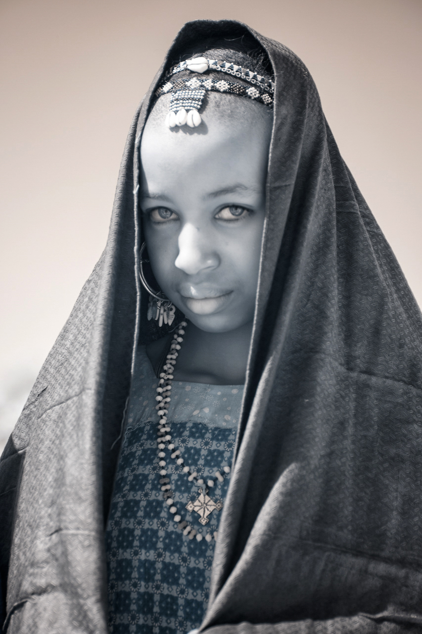 Кочевые племена Нигера в инфракрасных фотографиях Терри Голд-14