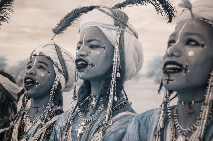 Кочевые племена Нигера в инфракрасных фотографиях Терри Голд-18