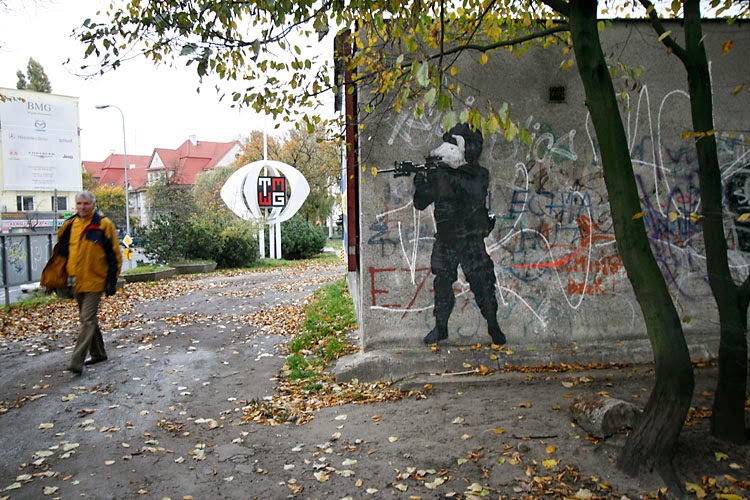 Польский уличный художник-провокатор Питер Фасс