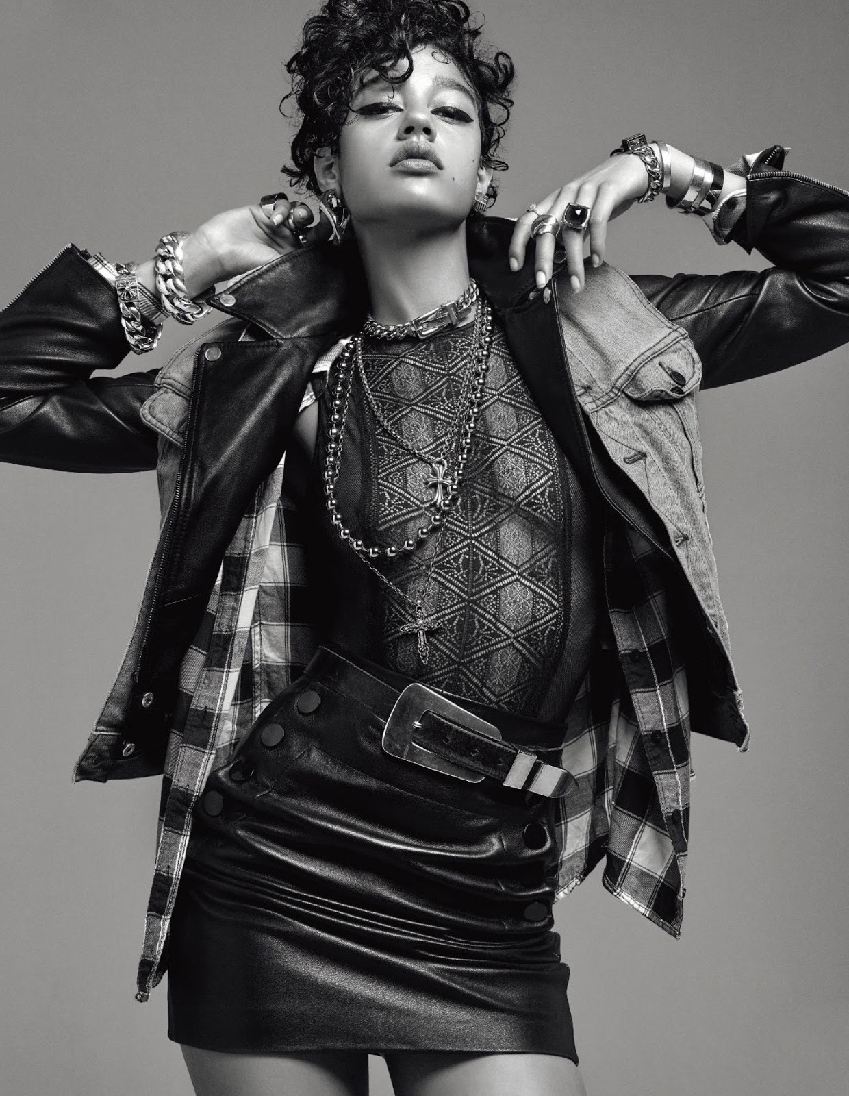 Bad Girl: Дамарис Годдри в фотосессии для сентябрьского выпуска журнала Numéro