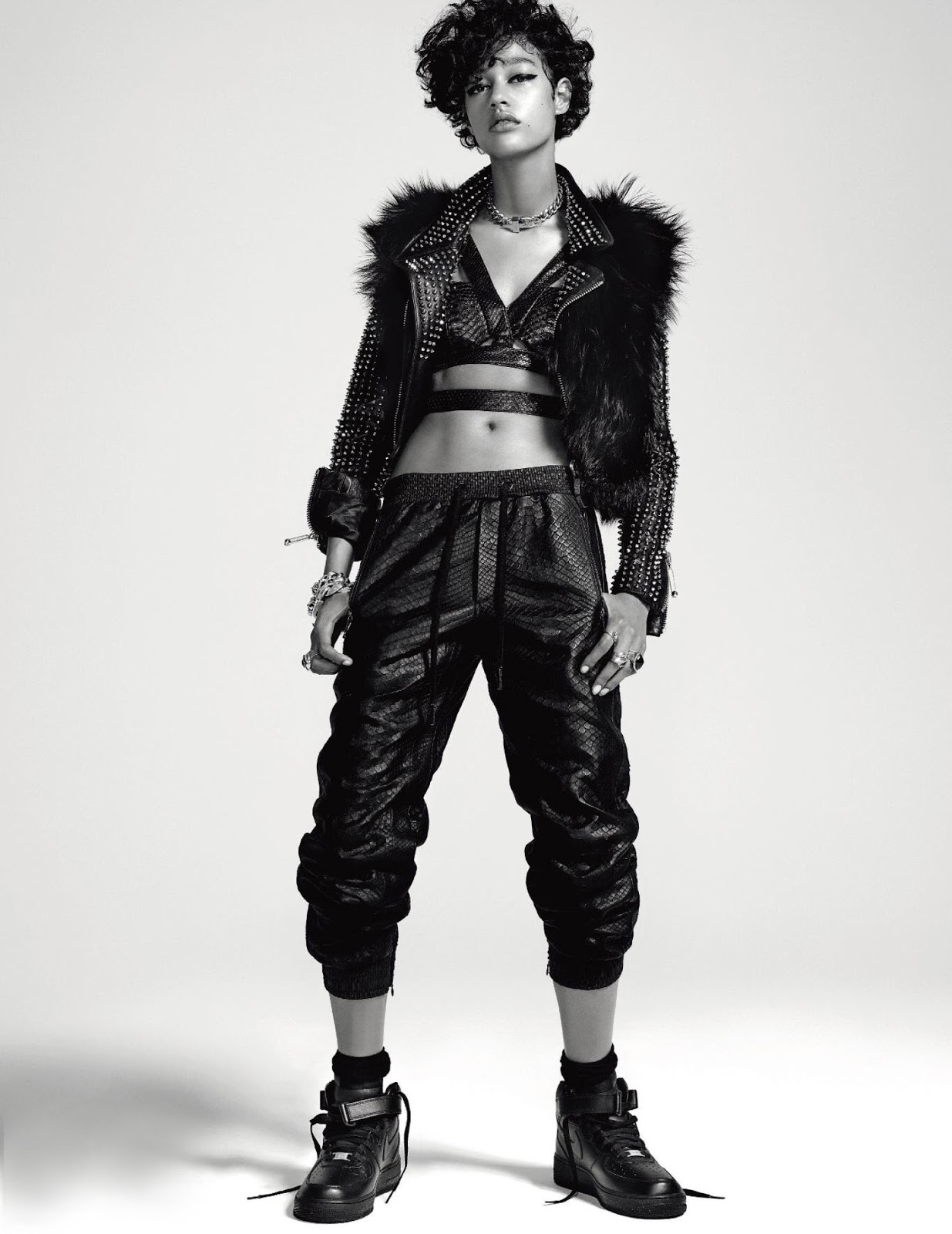 Bad Girl: Дамарис Годдри в фотосессии для сентябрьского выпуска журнала Numéro