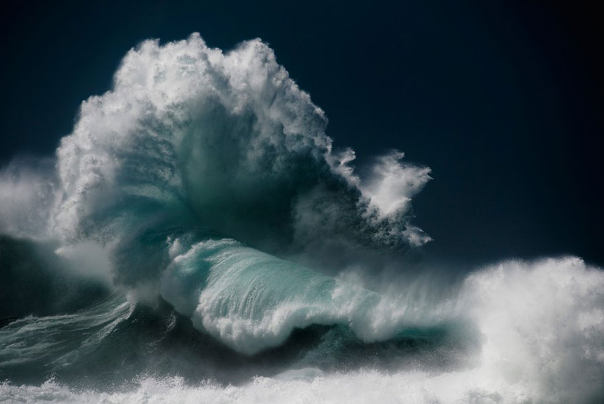 Величественная мощь океанских волн в фотографиях Люка Шадболта-4