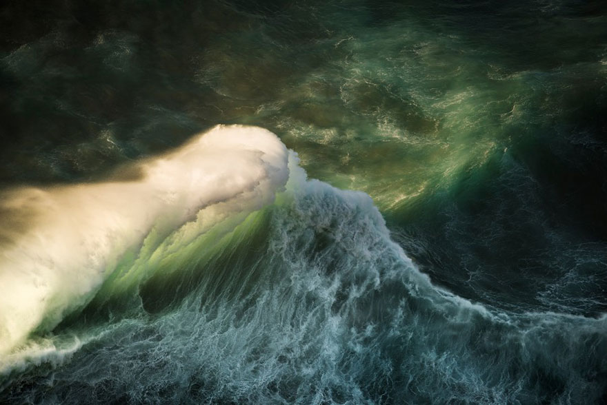 Величественная мощь океанских волн в фотографиях Люка Шадболта-7