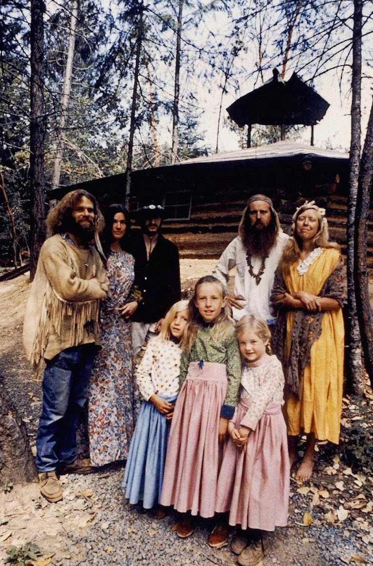 fotografii obschiny amerikanskih hippi 3