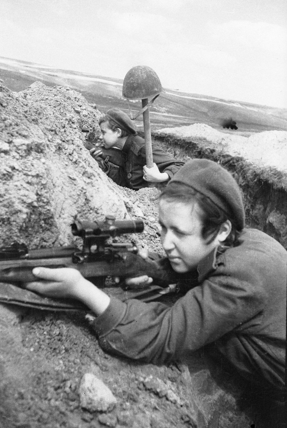 Советские женщины-снайперы  5