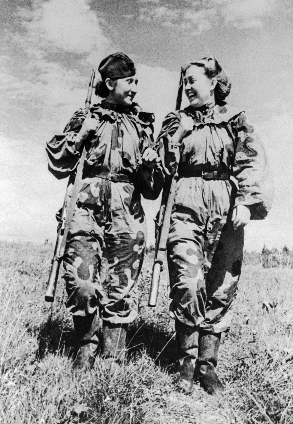 Советские женщины-снайперы  8
