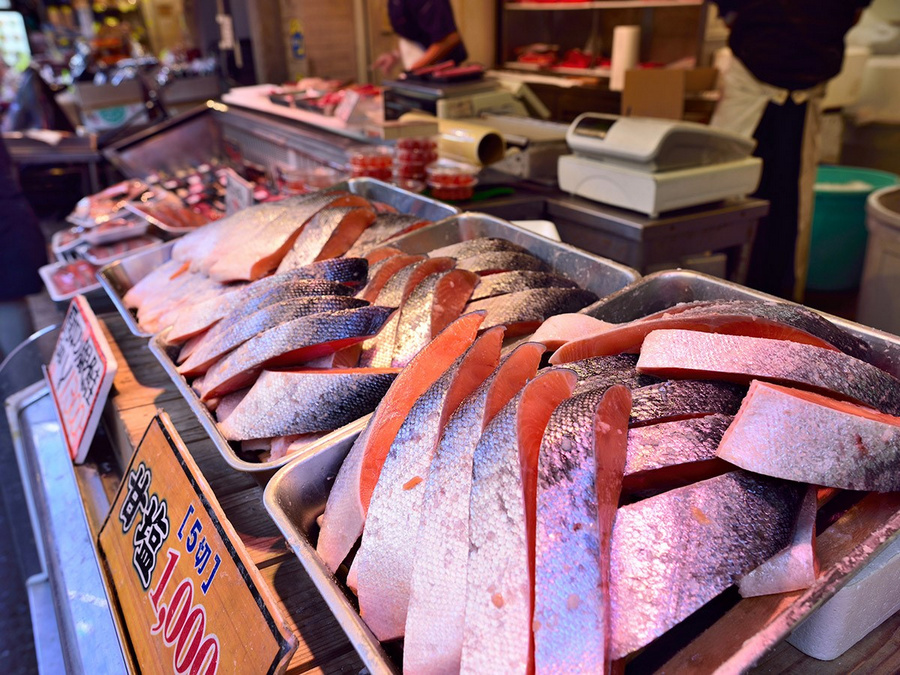 Рыбный рынок Цукидзи в Токио  26