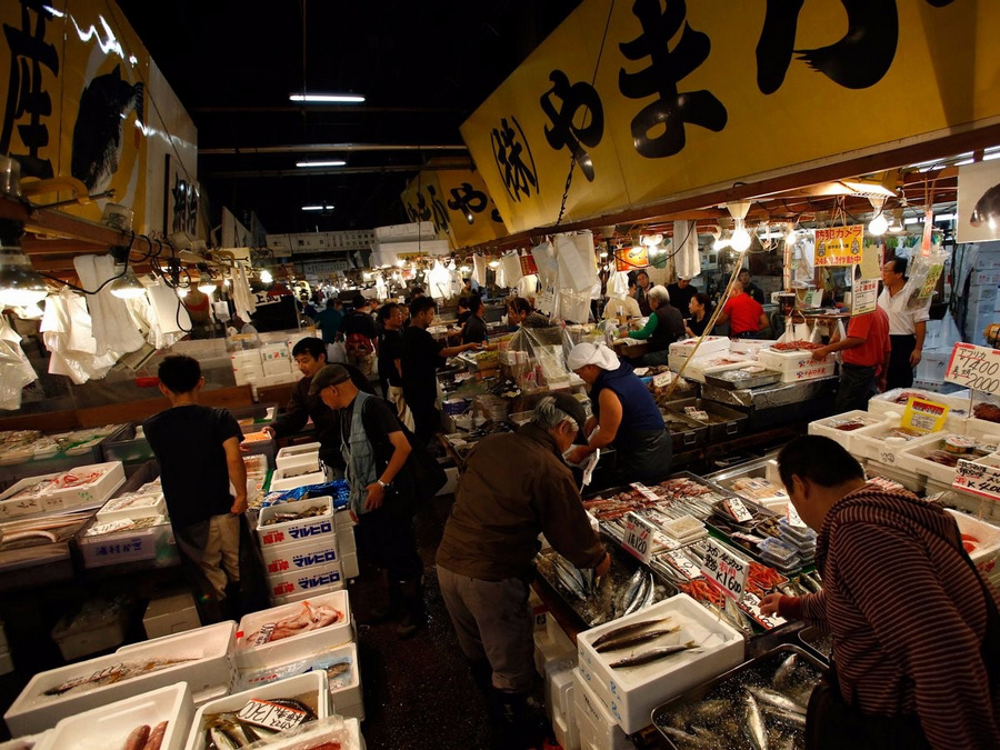 Рыбный рынок Цукидзи в Токио  52