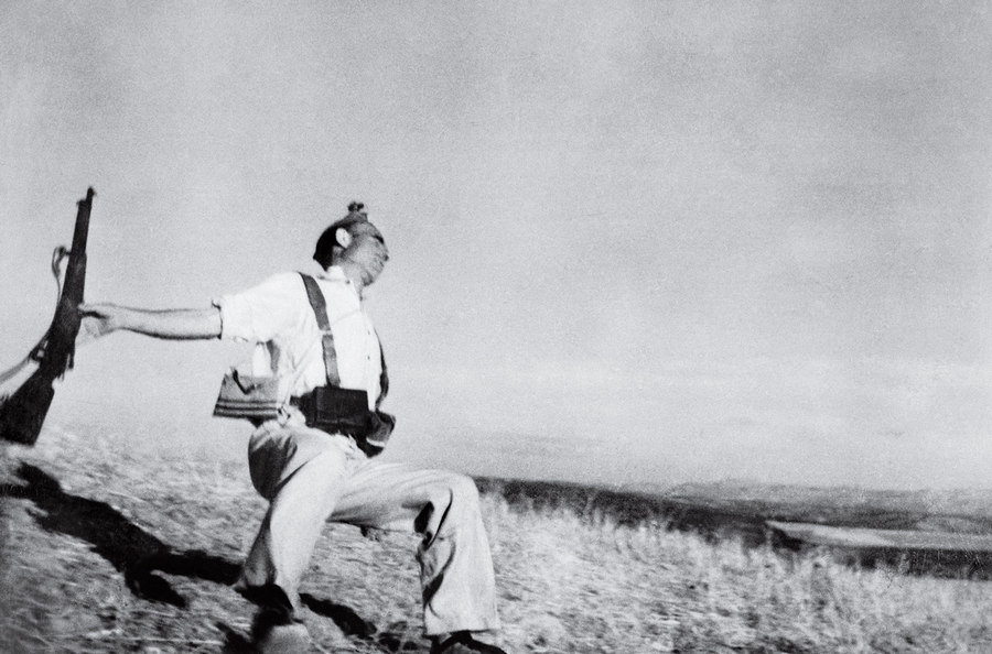 The Falling Soldier Robert Capa 1936