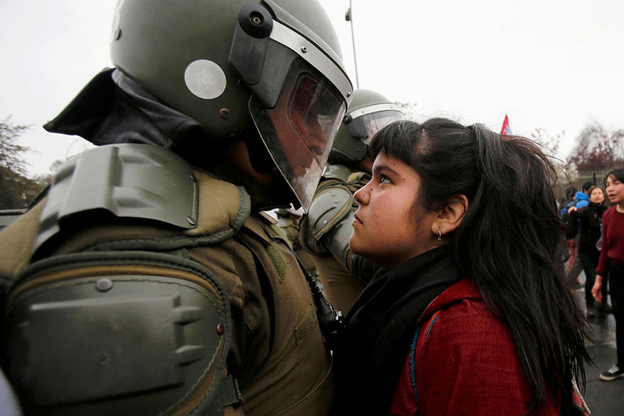 Самые сильные фотографии года от агентства Reuters 16