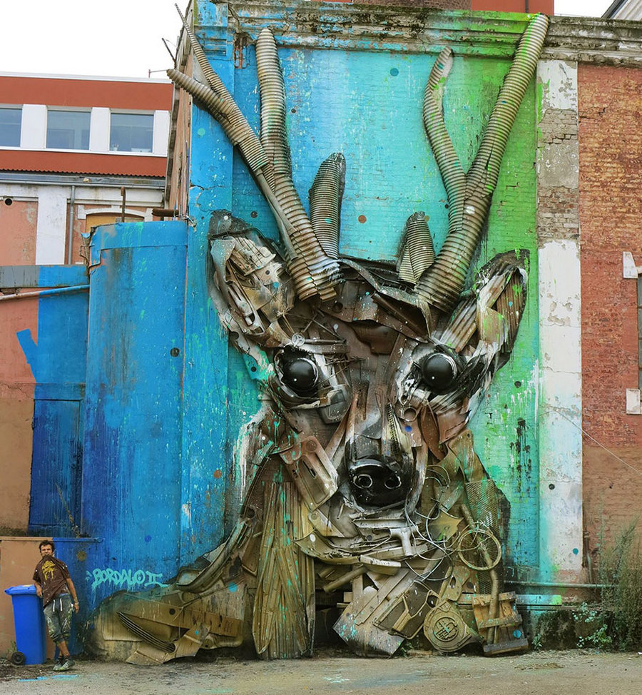 Уличный художник Артур Бордало образы животных из металлолома 22