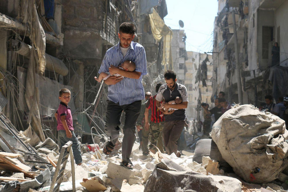 Спасаясь от завалов, Алеппо, Сирия - 8