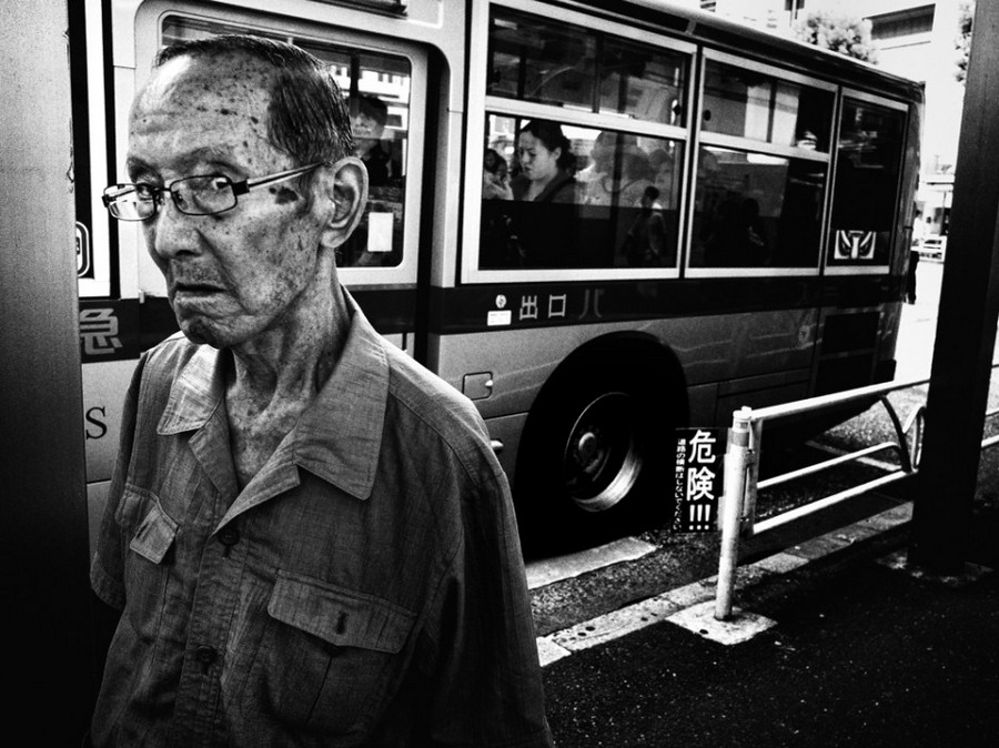 Японская столица в уличных фотографиях Тацуо Сузуки 23