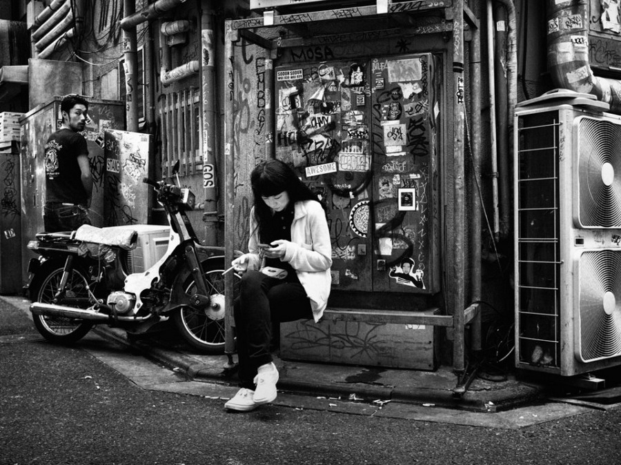 Японская столица в уличных фотографиях Тацуо Сузуки 35