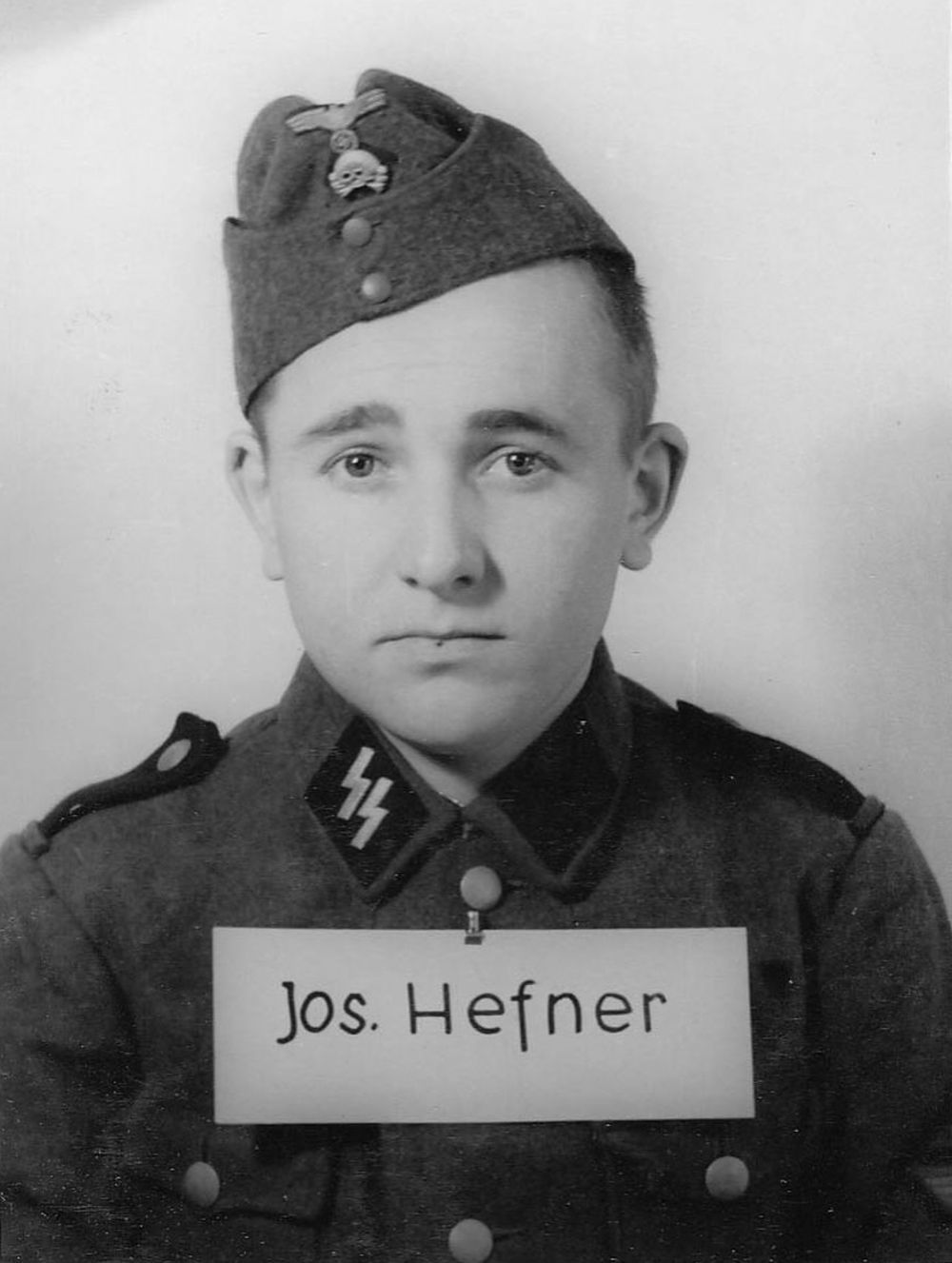 Охранниками Освенцима: на их глазах уничтожили более миллиона человек  1