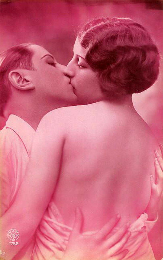 Французские открытки, в которых показано, как романтично целовались в 1920-е годы 2