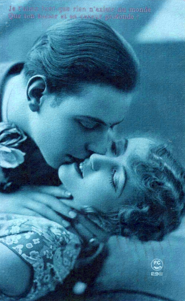 Французские открытки, в которых показано, как романтично целовались в 1920-е годы 23
