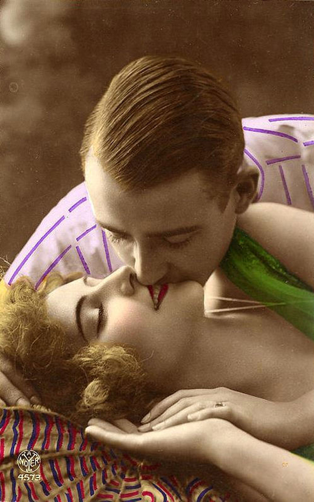 Французские открытки, в которых показано, как романтично целовались в 1920-е годы 32