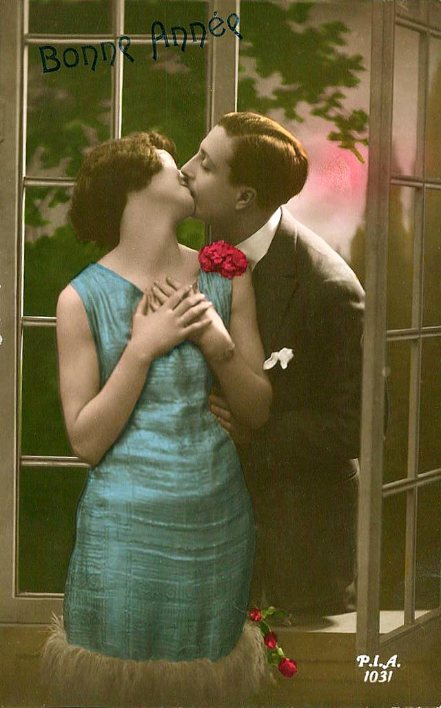 Французские открытки, в которых показано, как романтично целовались в 1920-е годы 47