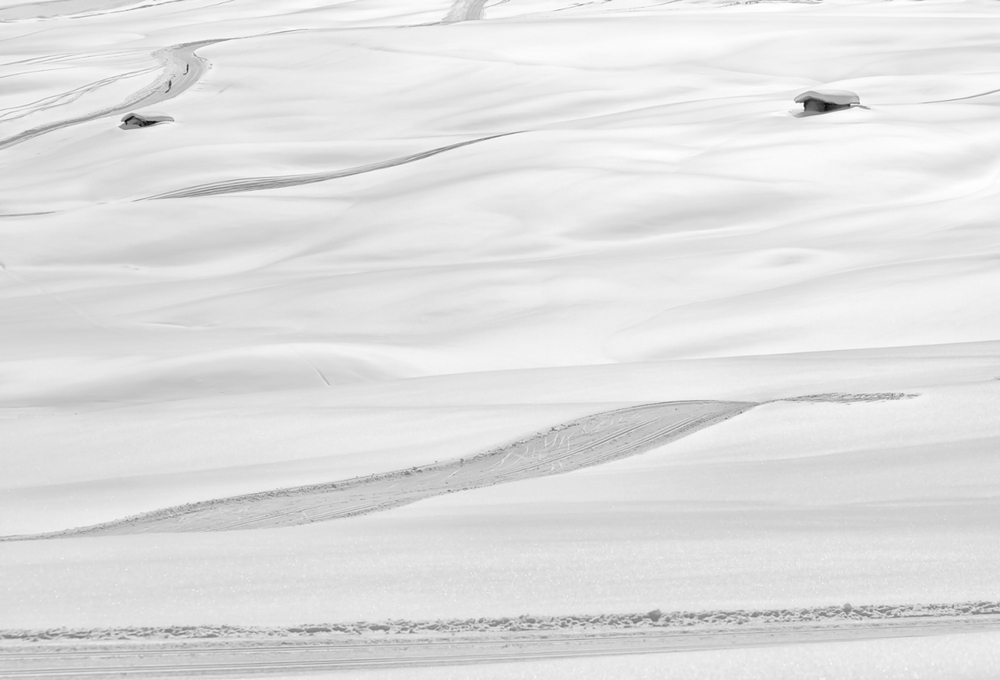 Снежные фигуры. Фотограф Розарио Чивелло 7