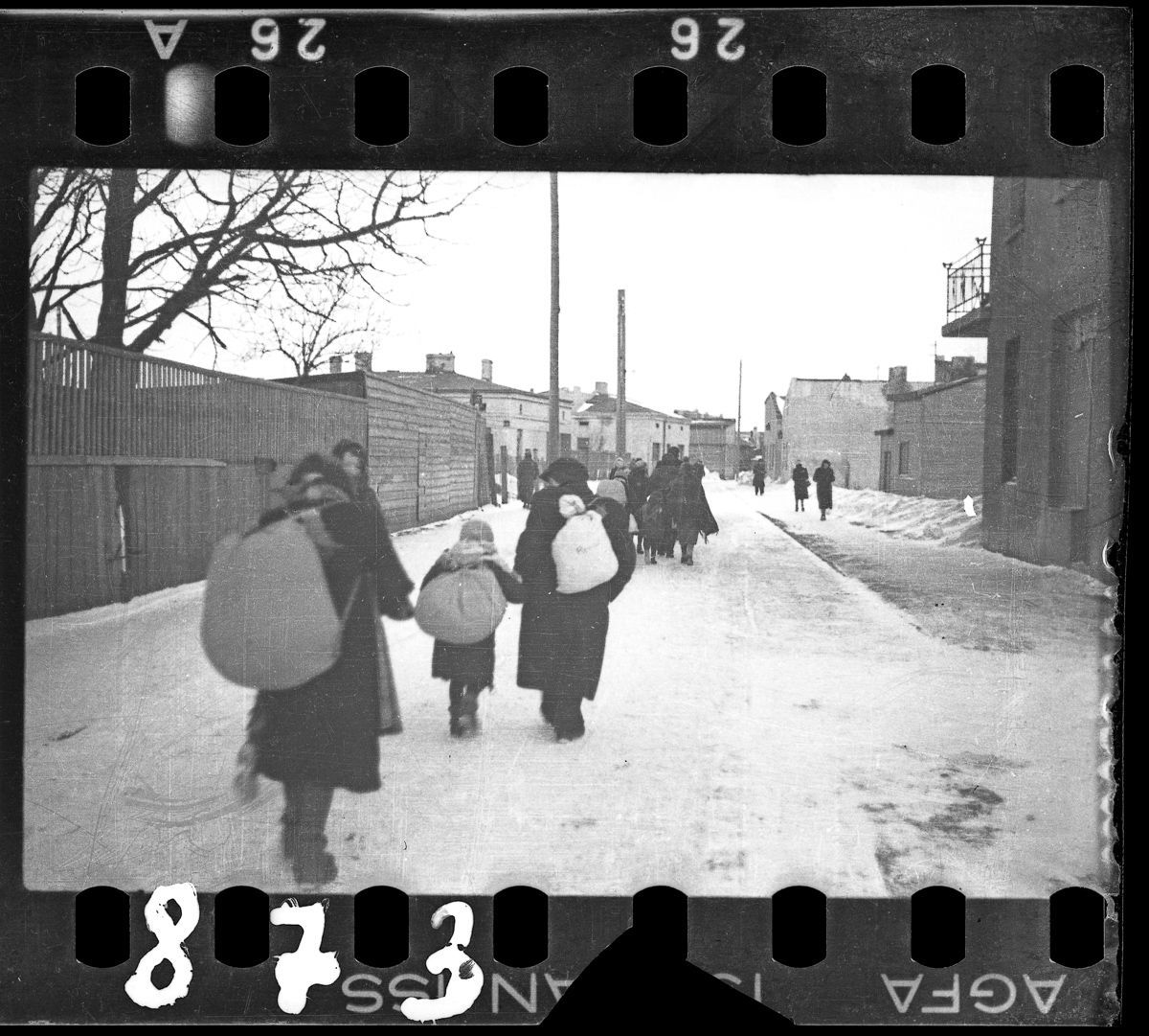 Хроника жизни Лодзинского гетто в фотографиях Генрика Росса  22